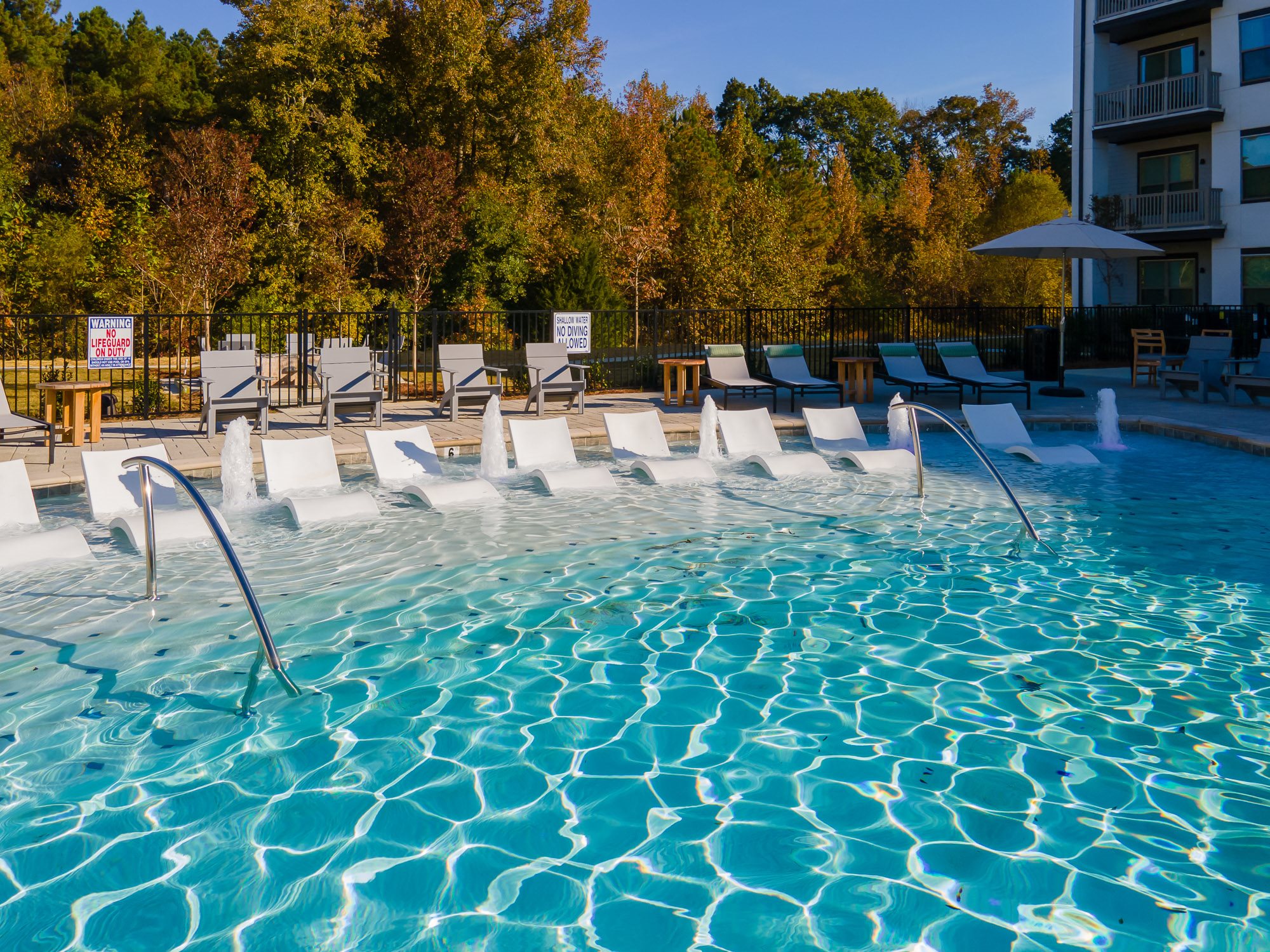 pool sun ledge